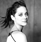 Marion Cotillard chante pour Cartier