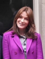 Carla Bruni ne sera pas rédactrice en chef à Libération