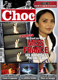 Valérie Bègue topless dans Choc