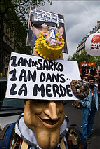 Alévêque fête les 1 an de Sarkozy, devant le Fouquet's
